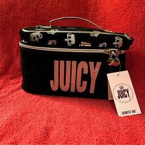 Brand new JUICY COUTURE cosmetic bag ❤️
